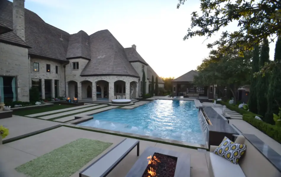 HGTV Ultimate Pool See Thru Pool - Claffey Pools