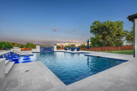 Blissful Blue Straight-line Oasis