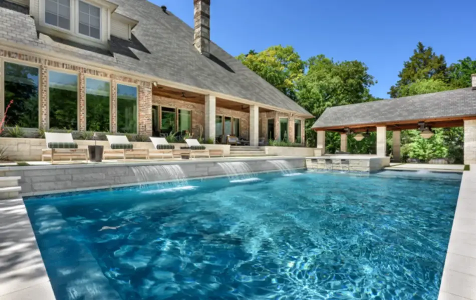 pool side view of pool water features